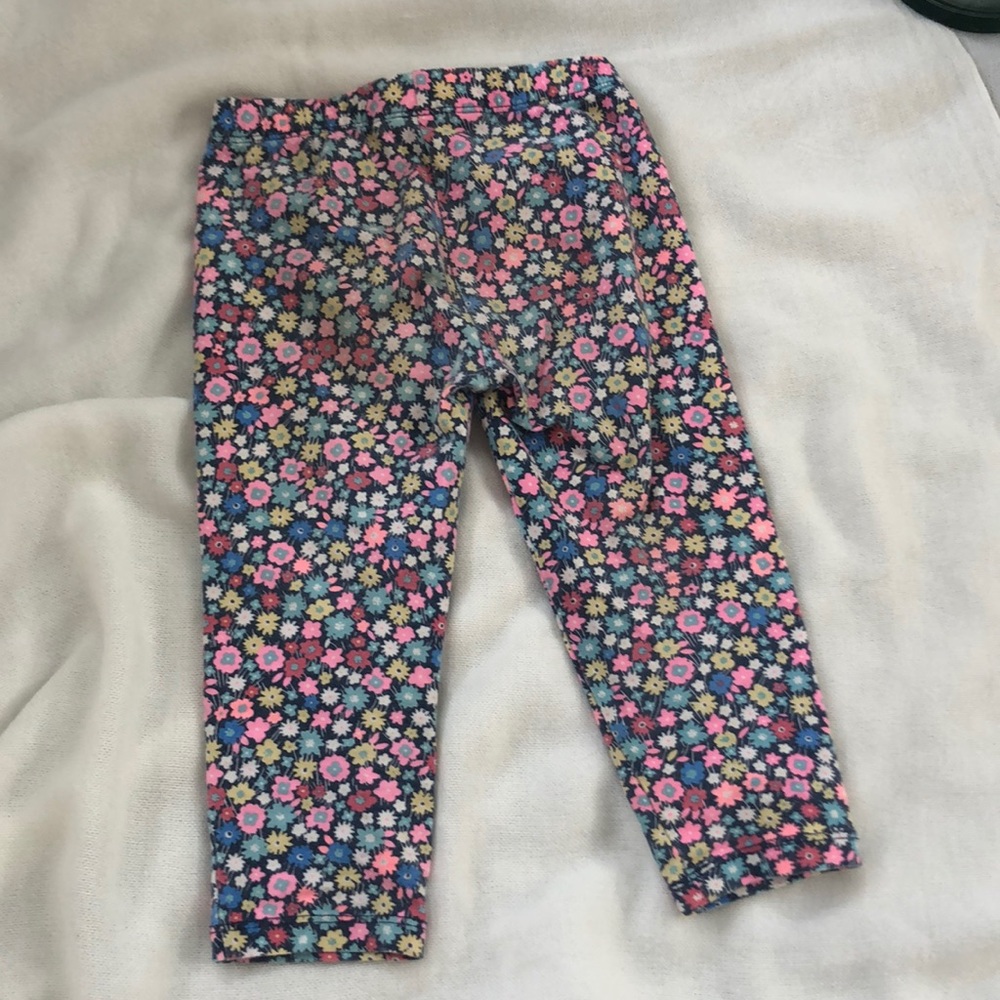 GAP Kids Flower Capri Leggings - Picture 4 of 5